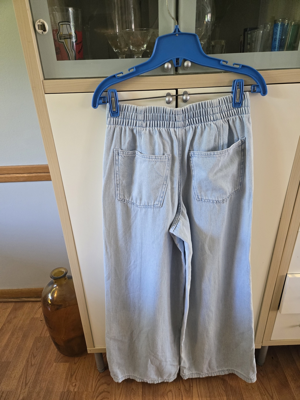 Universal Thread Light Blue Elastic Waist Denim Pants - Picture 4 of 6